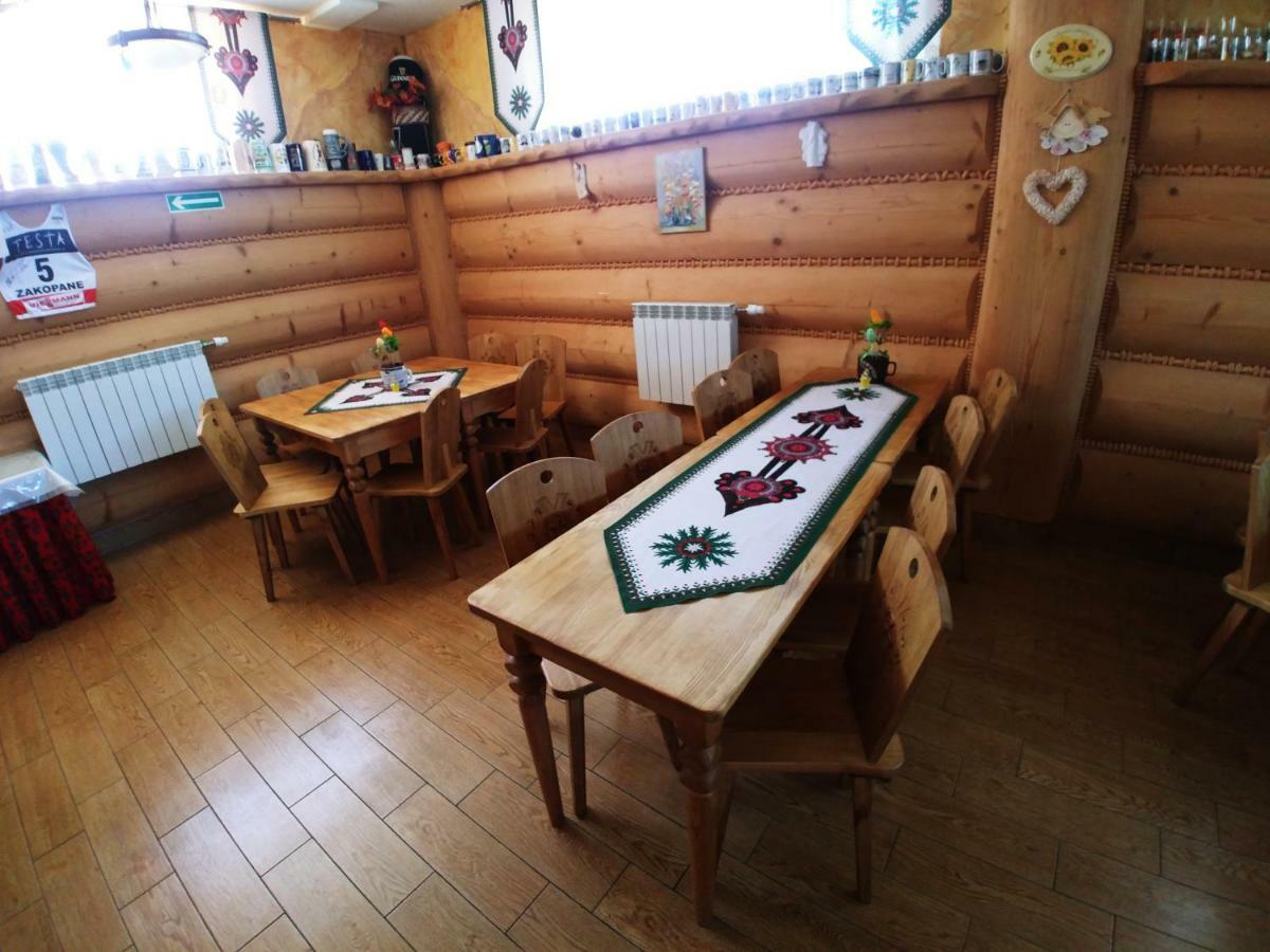 U Hani W Poblizu Goracy Potok I Termy Шафляры Экстерьер фото