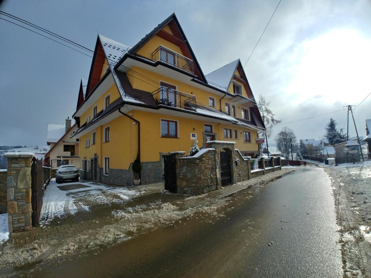 U Hani W Poblizu Goracy Potok I Termy Шафляры Экстерьер фото